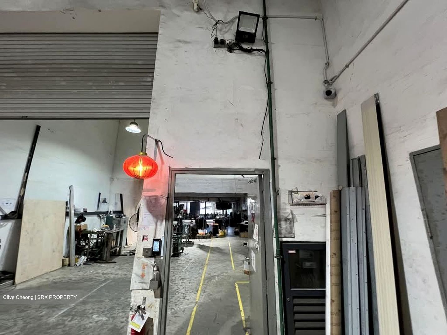 E9 Premium (D27), Factory #575913931